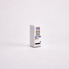Load image into Gallery viewer, Vending Machine C