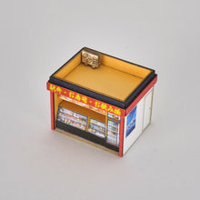 Load image into Gallery viewer, Ekibenya ( Box Lunch Vendor in Train Stations )